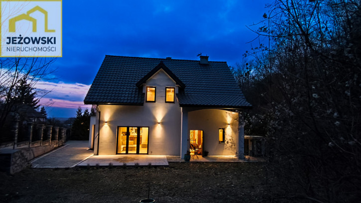 Dom Sprzedaż Janowiec 19